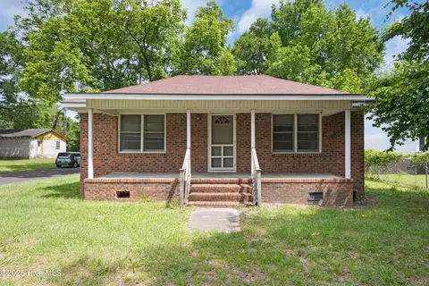 1614 Mckinley Ave, New Bern, NC 28562