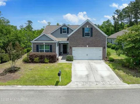 566 Wyre Ct, Leland, NC 28451