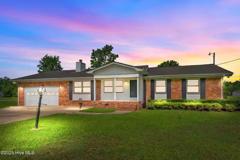 4199 Whichard Rd, Greenville, NC 27834