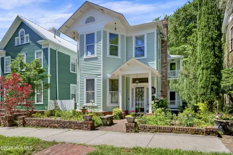 211 Ann St, Wilmington, NC 28401