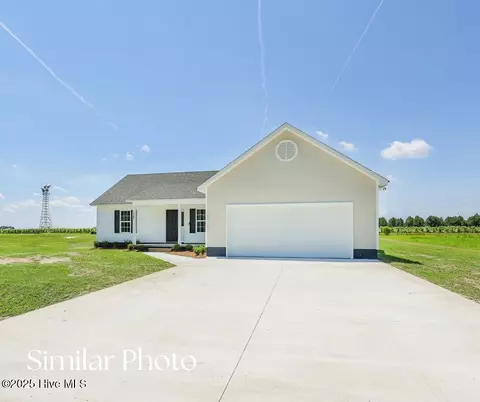 128 Buckskin Dr, Pollocksville, NC 28573
