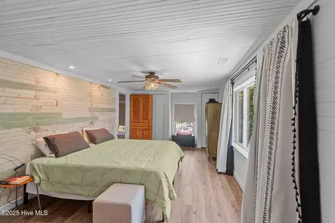 Bedroom - 105 N Main St, Bath, NC 27808 photo 5 of 6