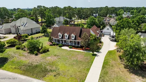 1222 Sherman Oaks Dr, Wilmington, NC 28411