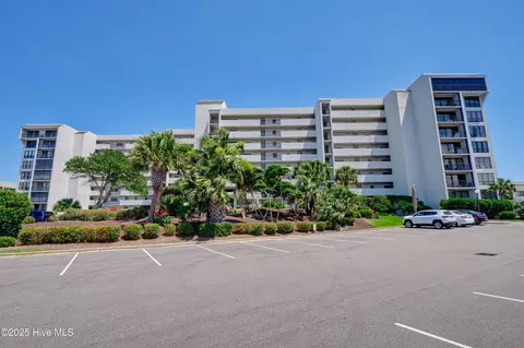 95 Lumina Ave S #7A, Wrightsville Beach, NC 28480