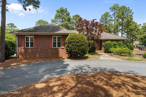 155 Otter Dr, West End, NC 27376