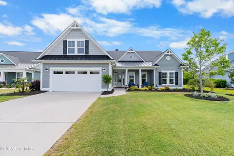 3032 Beachcomber Dr, Southport, NC 28461