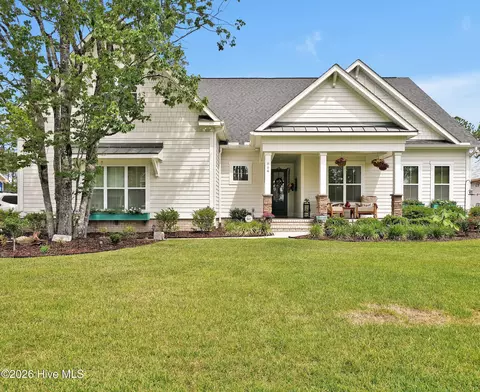 664 Breezewood Dr SE, Bolivia, NC 28422