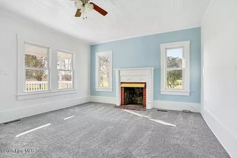 Living - 159 Shady Lane Rd, Willard, NC 28478 photo 4 of 8