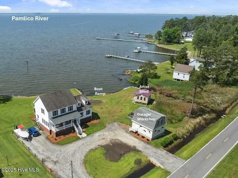 859 Old Pamlico Beach Rd W, Belhaven, NC 27810