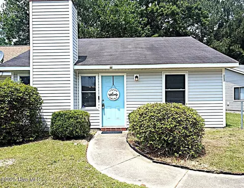 113 Easy St, Jacksonville, NC 28546