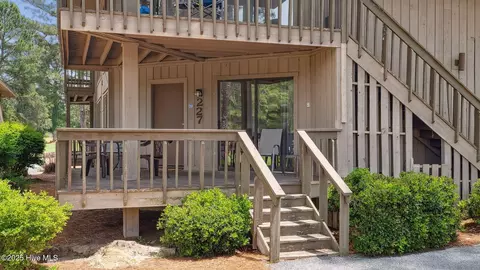 227 Foxkroft Dr #9, Foxfire Village, NC 27281 photo 5