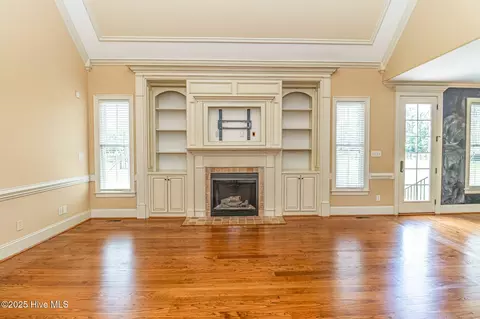 Living - 6835 Williams Pl, Sims, NC 27880 photo 2 of 5