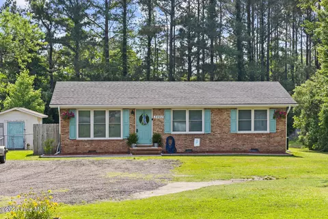 5960 Us Highway 117, Burgaw, NC 28425