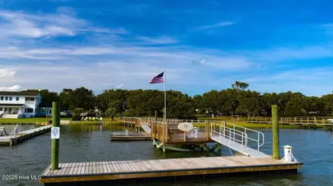 264 Great Egret Way, Beaufort, NC 28516