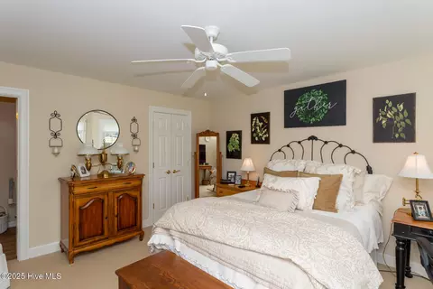 Bedroom - 4 Interlachon Ln, Pinehurst, NC 28374 photo 5 of 9
