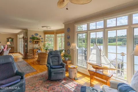 Living - 4 Interlachon Ln, Pinehurst, NC 28374 photo 5 of 5