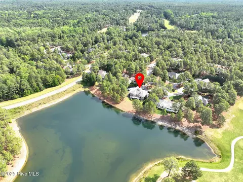 View/Area - 4 Interlachon Ln, Pinehurst, NC 28374 photo 5 of 7