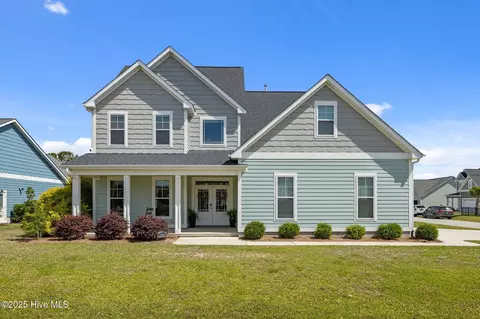 601 Trawler Pl, Newport, NC 28570