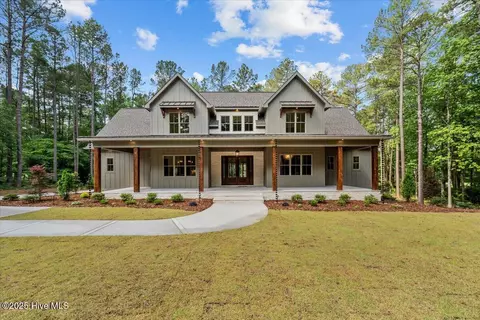 65 Chestertown Dr, Pinehurst, NC 28374