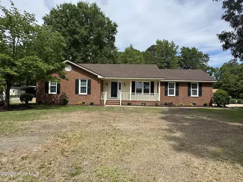 210 Saddlewood Dr, Goldsboro, NC 27534