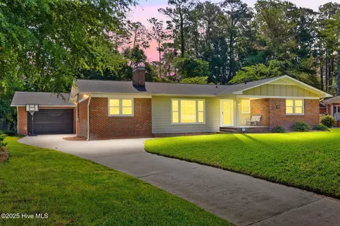 509 Decatur Dr, Wilmington, NC 28403