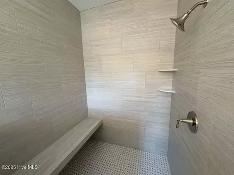 Bath - 27 Perch Pl, Hampstead, NC 28443 photo 5 of 5