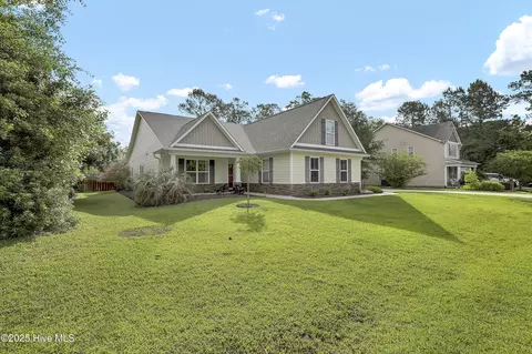 69 Weir Dr, Hampstead, NC 28443 photo 2