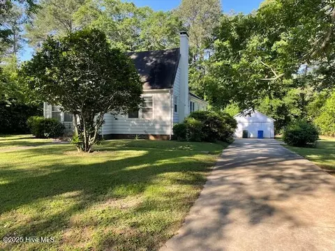 1607 Branch St NW, Wilson, NC 27893