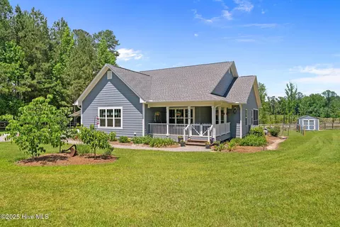 1139 Cranes Creek Rd, Cameron, NC 28326