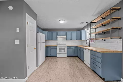 124 Eagle Trl, New Bern, NC 28562 photo 11