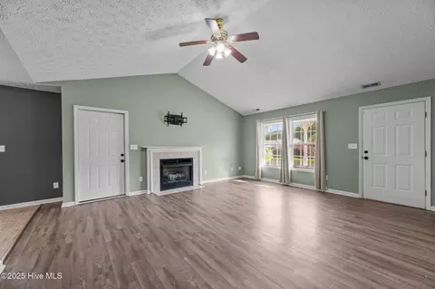 124 Eagle Trl, New Bern, NC 28562 photo 8