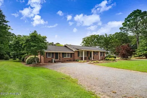 Exterior - 1436 Firetower Rd, Selma, NC 27576 photo 1 of 4