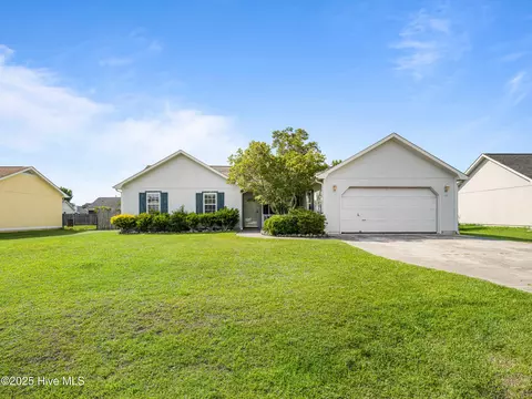 254 Parnell Rd, Hubert, NC 28539