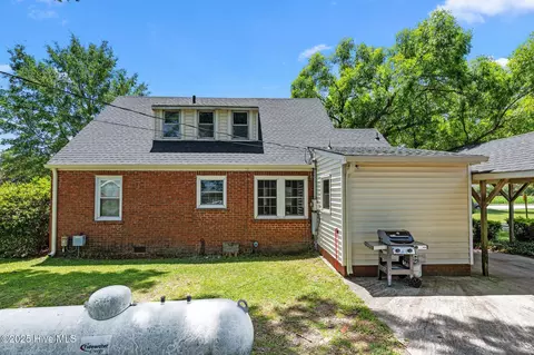 Exterior - 410 Craven St, Bath, NC 27808 photo 4 of 4