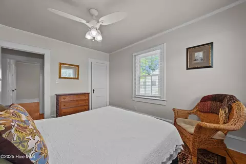 Bedroom - 410 Craven St, Bath, NC 27808 photo 3 of 10