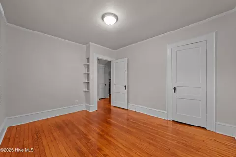 Bedroom - 410 Craven St, Bath, NC 27808 photo 6 of 10