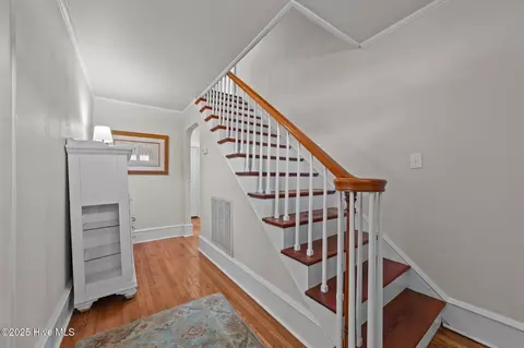 Entry Way - 410 Craven St, Bath, NC 27808 photo 3 of 4