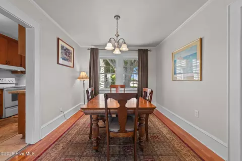 Dining - 410 Craven St, Bath, NC 27808 photo 1 of 2