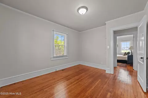 Bedroom - 410 Craven St, Bath, NC 27808 photo 5 of 10