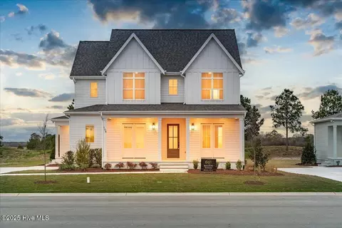 106 Pinewood Cv, Snow Hill, NC 28580