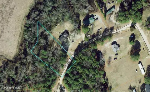 19 Rowan Rd # A, Clinton, NC 28328