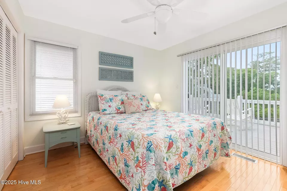 Bedroom - 9808 Clarendon Dr, Emerald Isle, NC 28594 photo 2 of 4