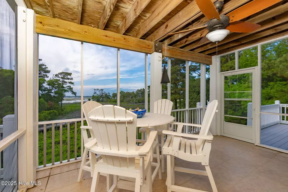Exterior - 9808 Clarendon Dr, Emerald Isle, NC 28594 photo 4 of 10