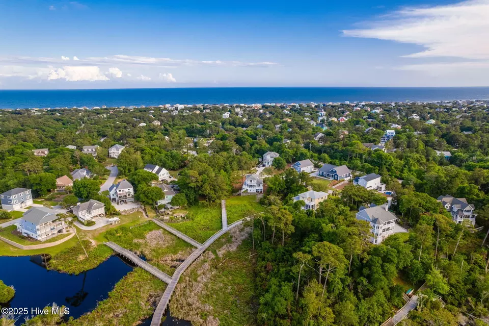View/Area - 9808 Clarendon Dr, Emerald Isle, NC 28594 photo 2 of 5
