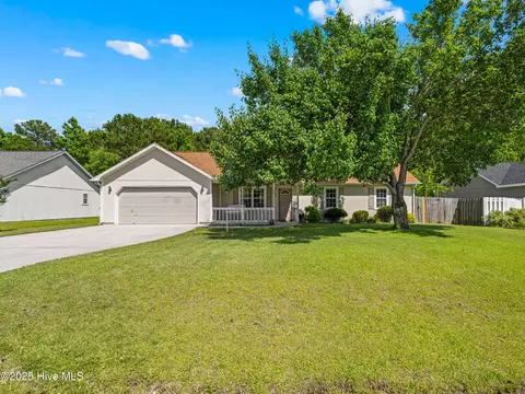 245 Parnell Rd, Hubert, NC 28539
