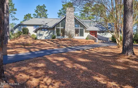 470 N Fort Bragg Rd, Southern Pines, NC 28387