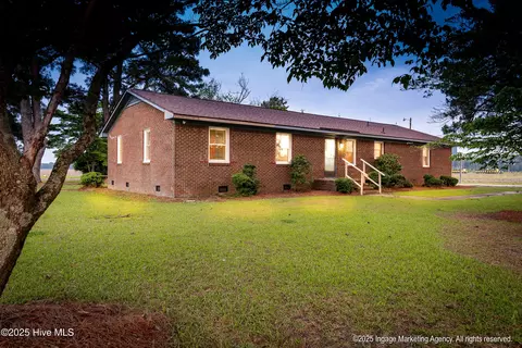 1363 Robert Everett Rd, Robersonville, NC 27871