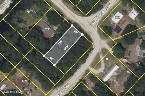 568 S Windward Dr SW, Supply, NC 28462