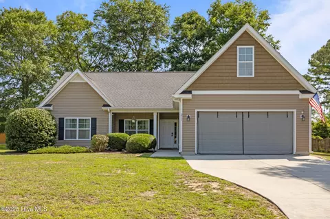 211 Bill Canady Rd, Sneads Ferry, NC 28460