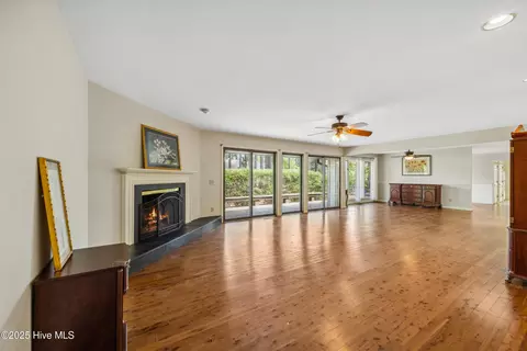 Living - 7 Prichard Ln, Pinehurst, NC 28374 photo 3 of 3